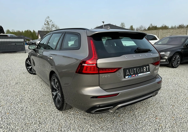 Volvo V60 cena 99990 przebieg: 92000, rok produkcji 2019 z Strumień małe 704
